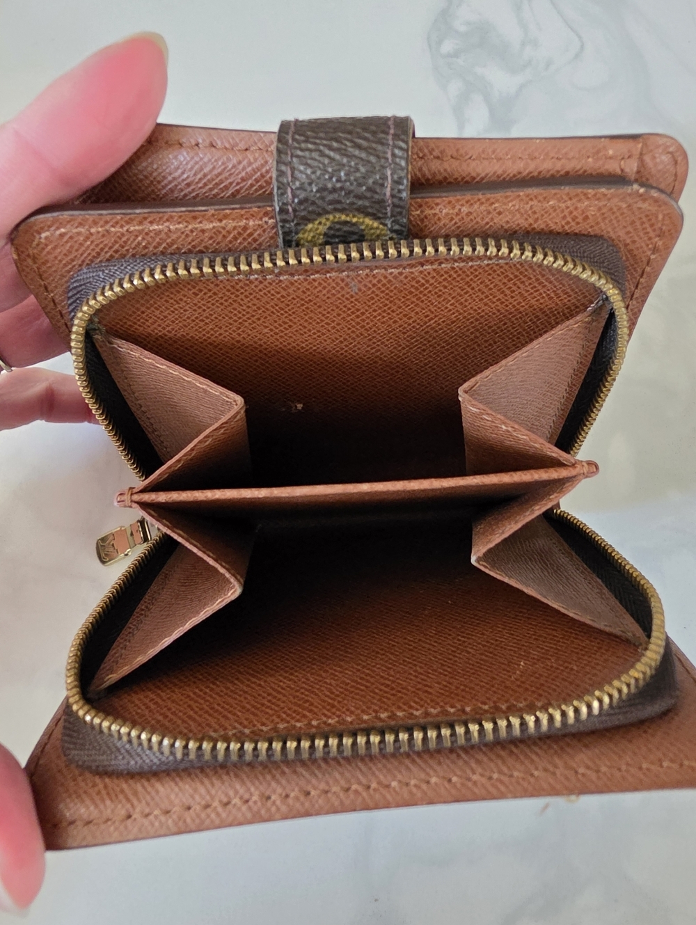 AUTHENTIC Louis Vuitton Monogram Bifold Snap Wallet (Pre-loved Condition!) - Picture 7 of 12